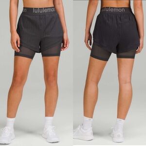 Lululemon Logo Waistband High Rise Training Shorts Graphite Gray Womens Size 4